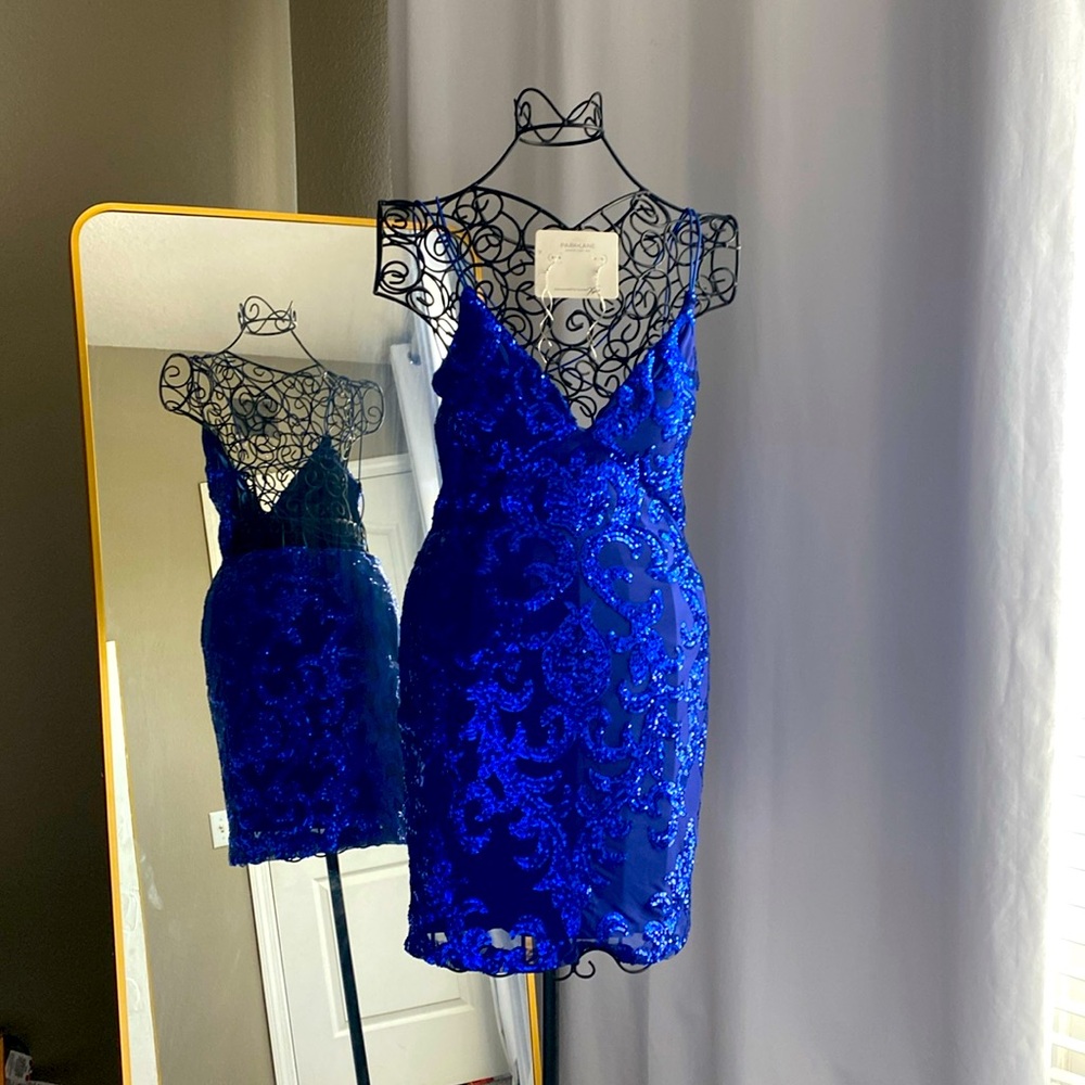 Windsor Gorgeous Royal Blue Sequin Open Back Fitted Mini Dress S Worn Once